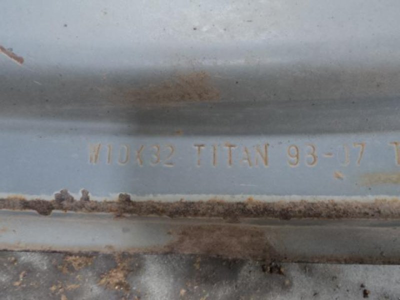Sonstige Räder & Reifen & Felgen typu Titan JANTE W10X32, Gebrauchtmaschine w MOULLE (Zdjęcie 2)
