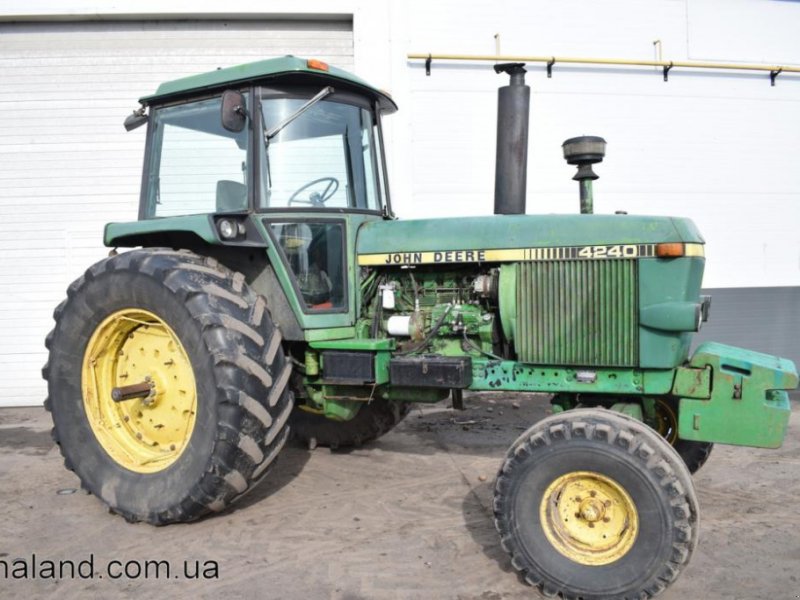Oldtimer-Traktor typu John Deere 4240, Neumaschine w Житомир (Zdjęcie 1)