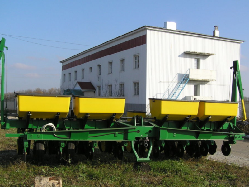 Gareeggenfelder typu John Deere 7000/8,  w Харків (Zdjęcie 1)