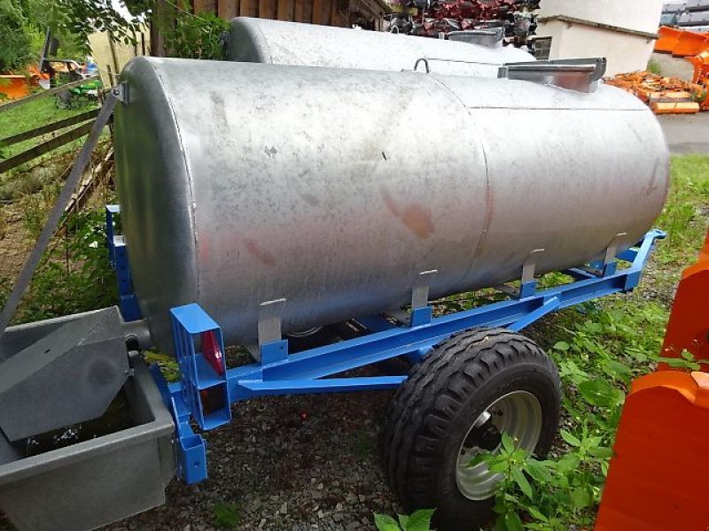 Wasserfass typu S&F 2000 Liter Wassertank mit Fahrgestell, Neumaschine w Neureichenau (Zdjęcie 3)